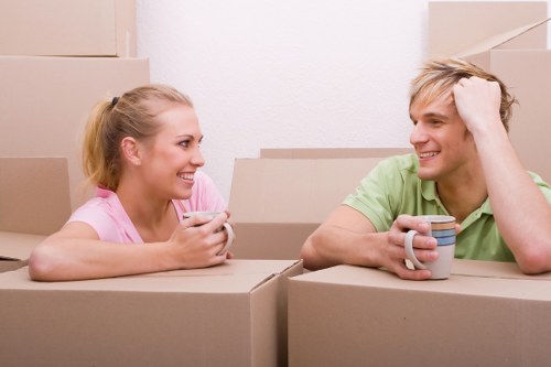 Local self storage space for furniture and boxes near Stockwell
