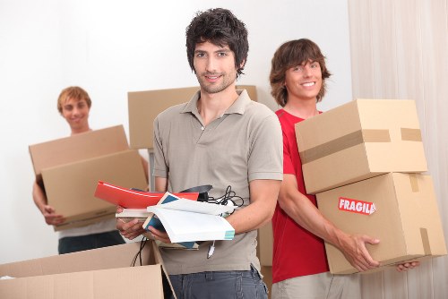 Reviewing a storage complaint with documentation